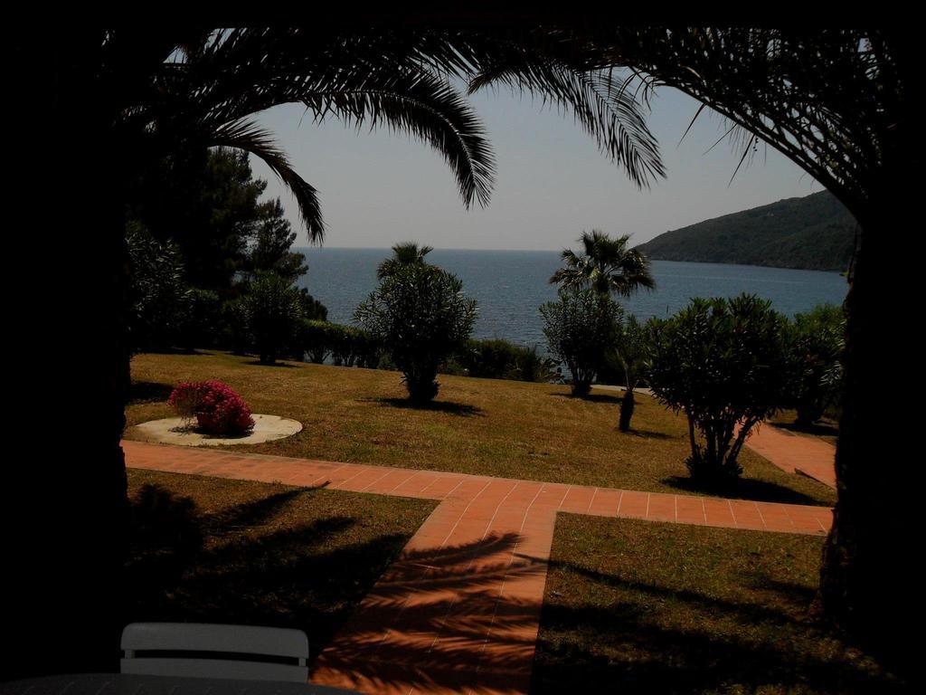 Апарт отель Casa Del Golfo Лакона Экстерьер фото